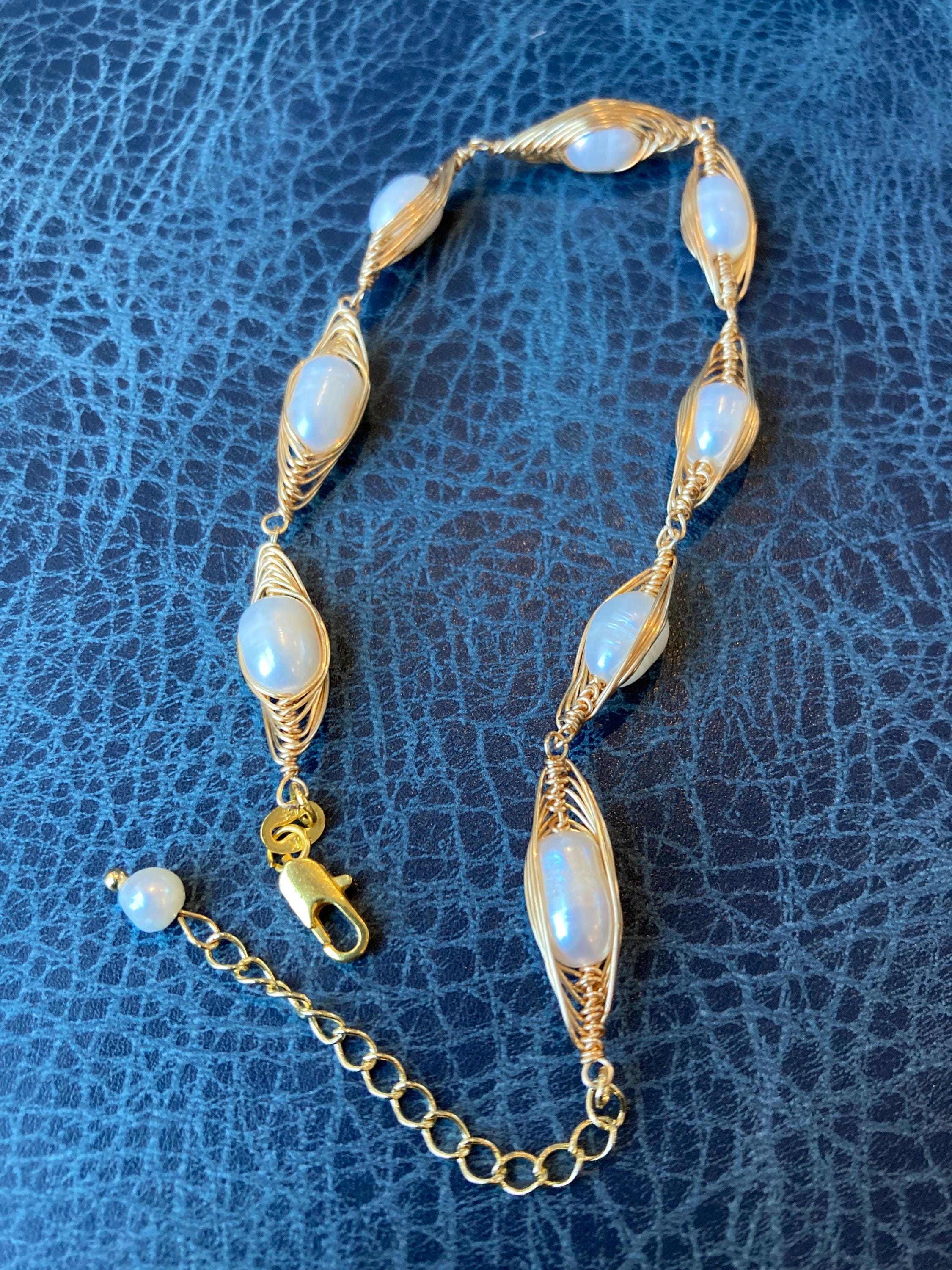 SIGNATURE Gallery Pearl Bracelet