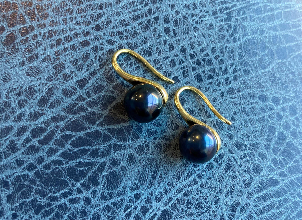 Little Black Pearl Earrings