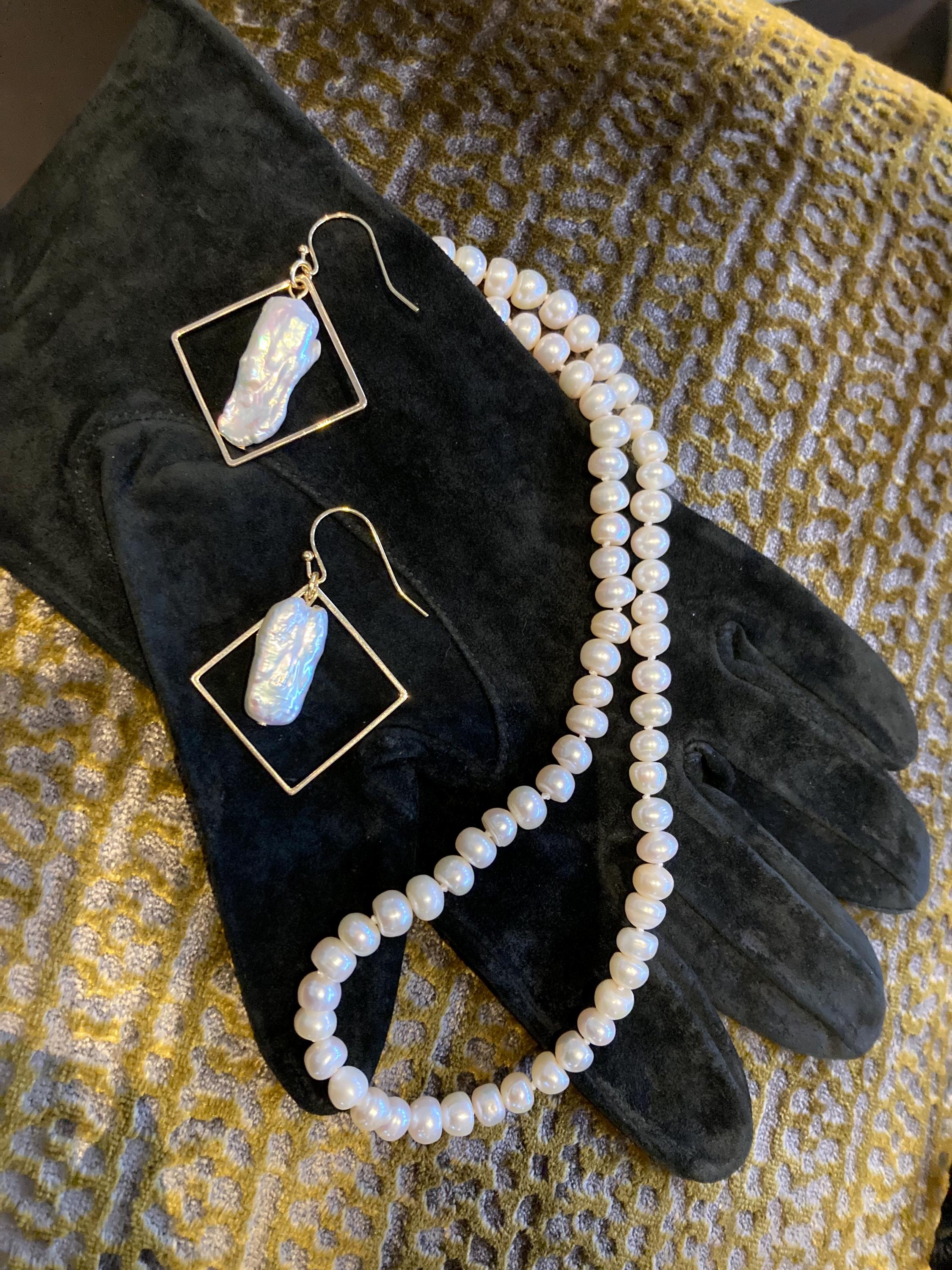 Keshi Pearl Diamond Swings